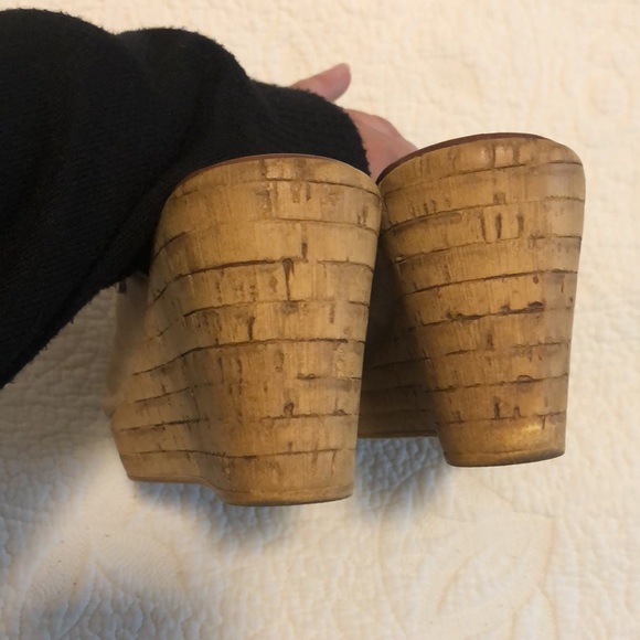 Beige wedge sandals size 8.5 - Picture 7 of 8